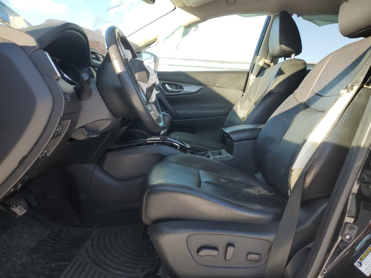 2015 Nissan Rogue - Image 7