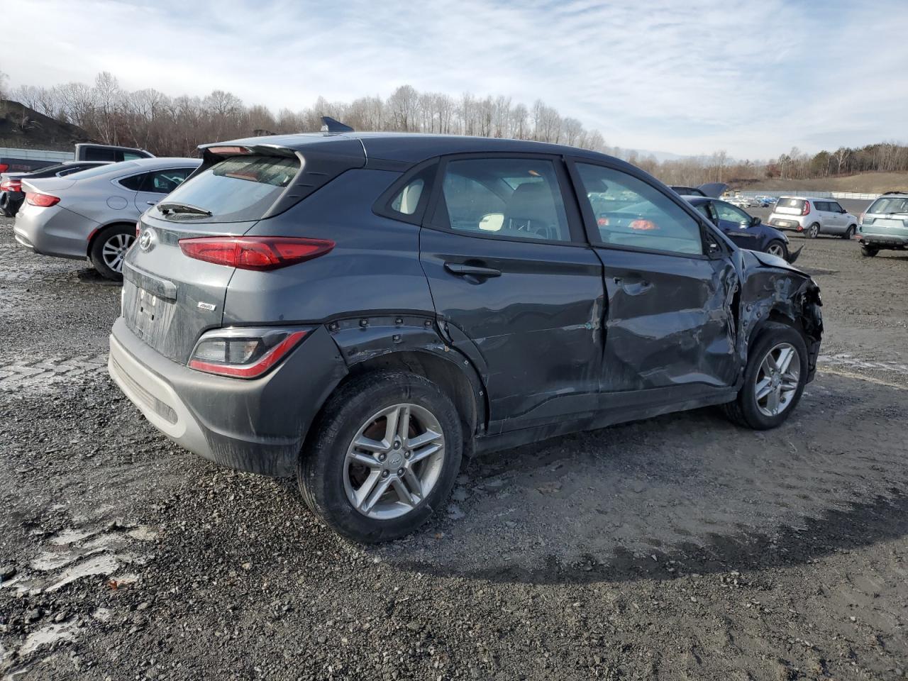 2022 Hyundai Kona - Image 3
