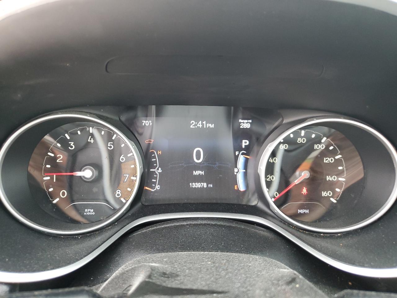 2018 Jeep Compass - Image 9