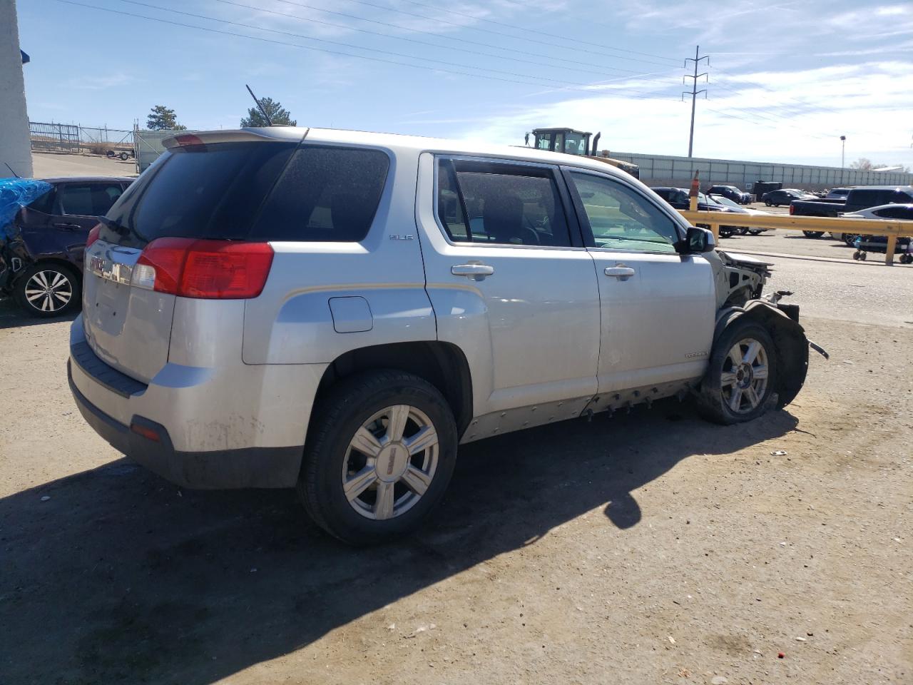 2015 GMC Terrain - Image 3