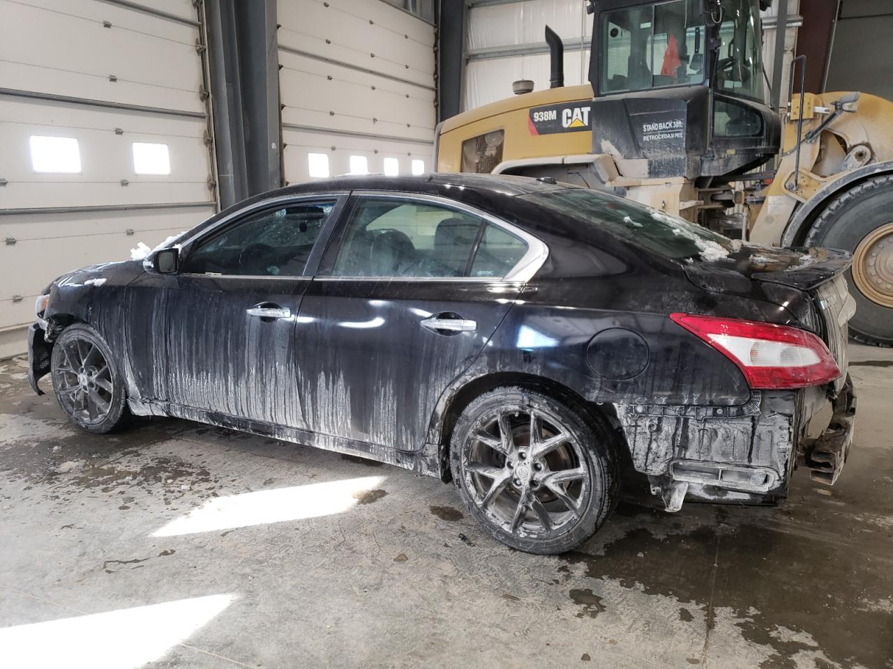 2010 Nissan Maxima - Image 2