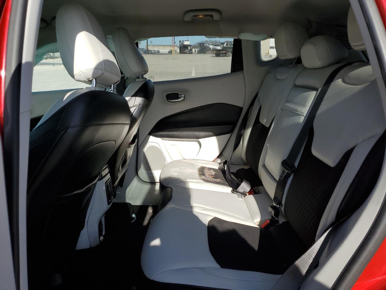 2018 Jeep Compass - Image 11