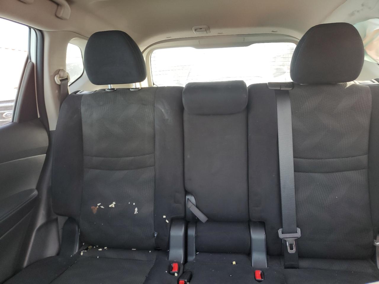 2016 Nissan Rogue - Image 10
