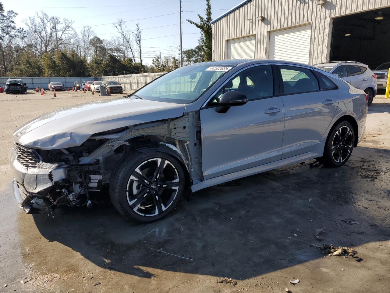 2021 Kia K5 - Image 1