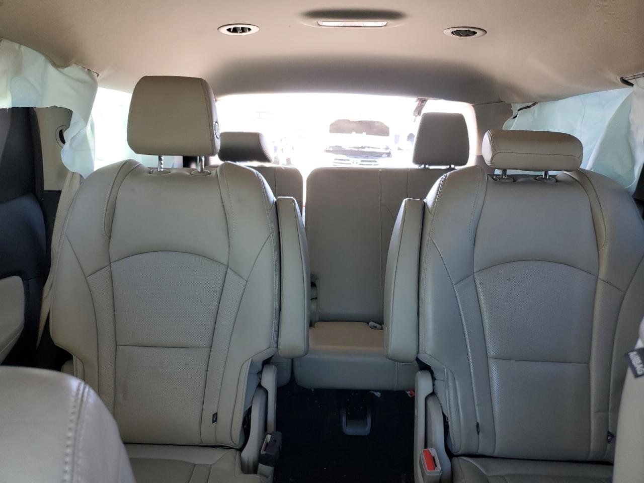 2018 Buick Enclave - Image 10