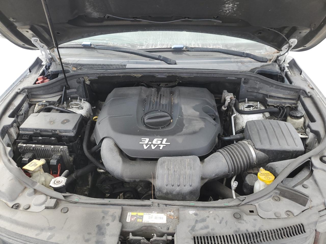 2014 Jeep Grand Cherokee - Image 12