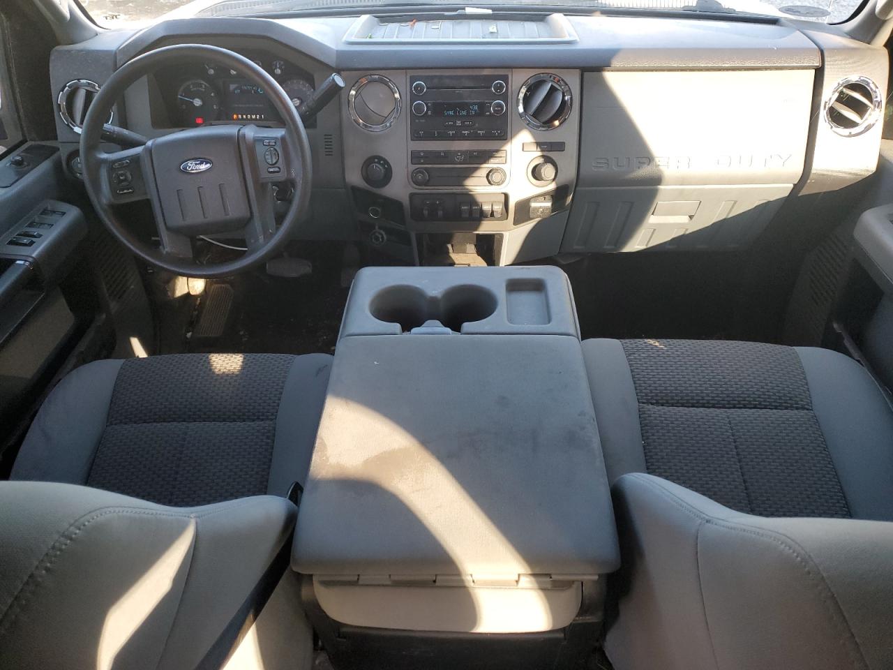 2014 Ford F350 - Image 8