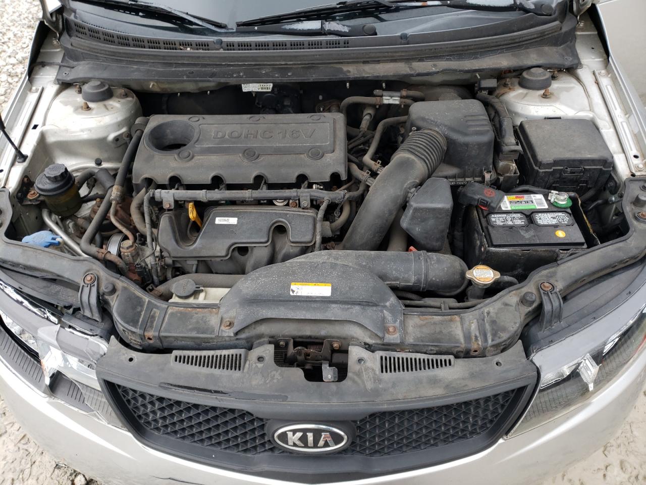 2010 Kia Forte - Image 11