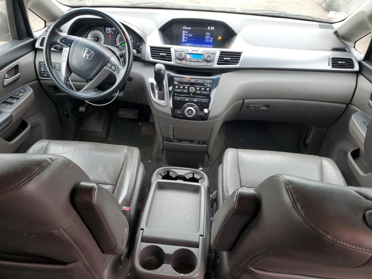 2012 Honda Odyssey - Image 8
