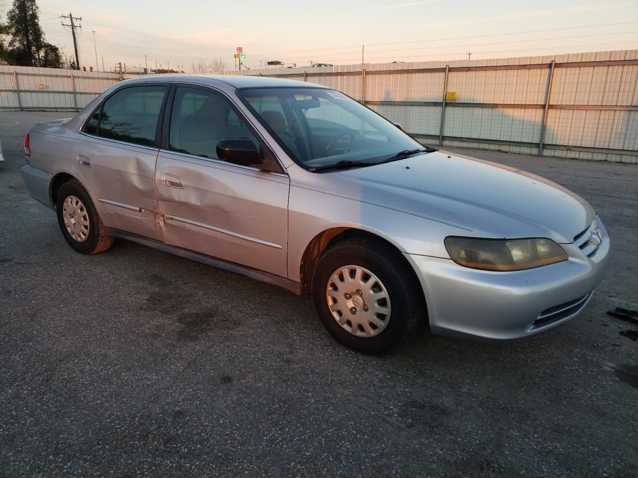 2001 Honda Accord - Image 4