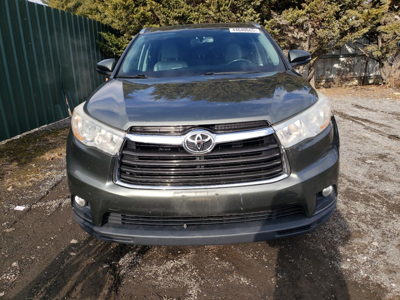2014 Toyota Highlander - Image 5