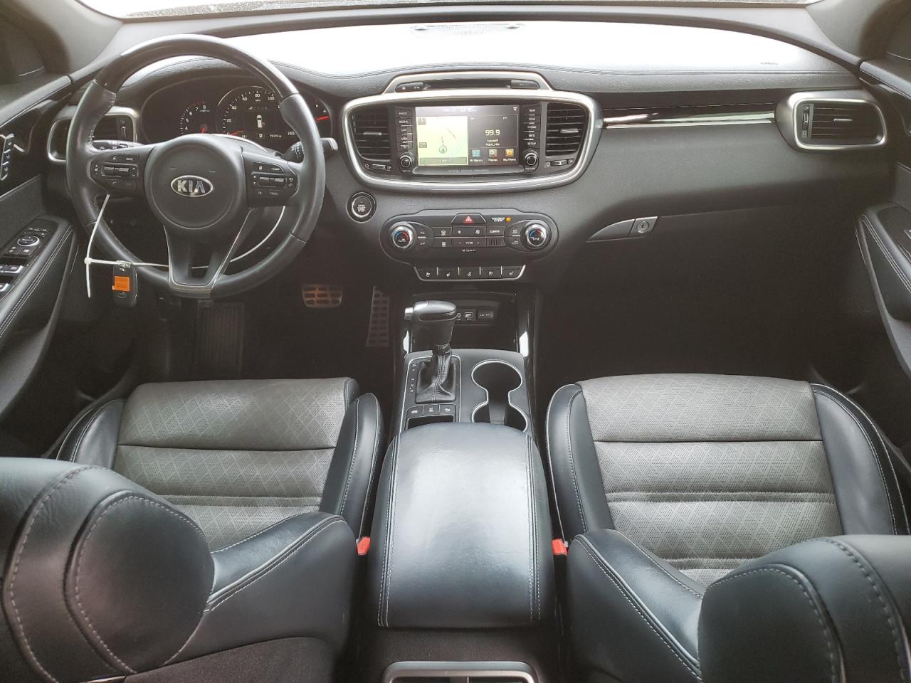 2016 Kia Sorento - Image 8