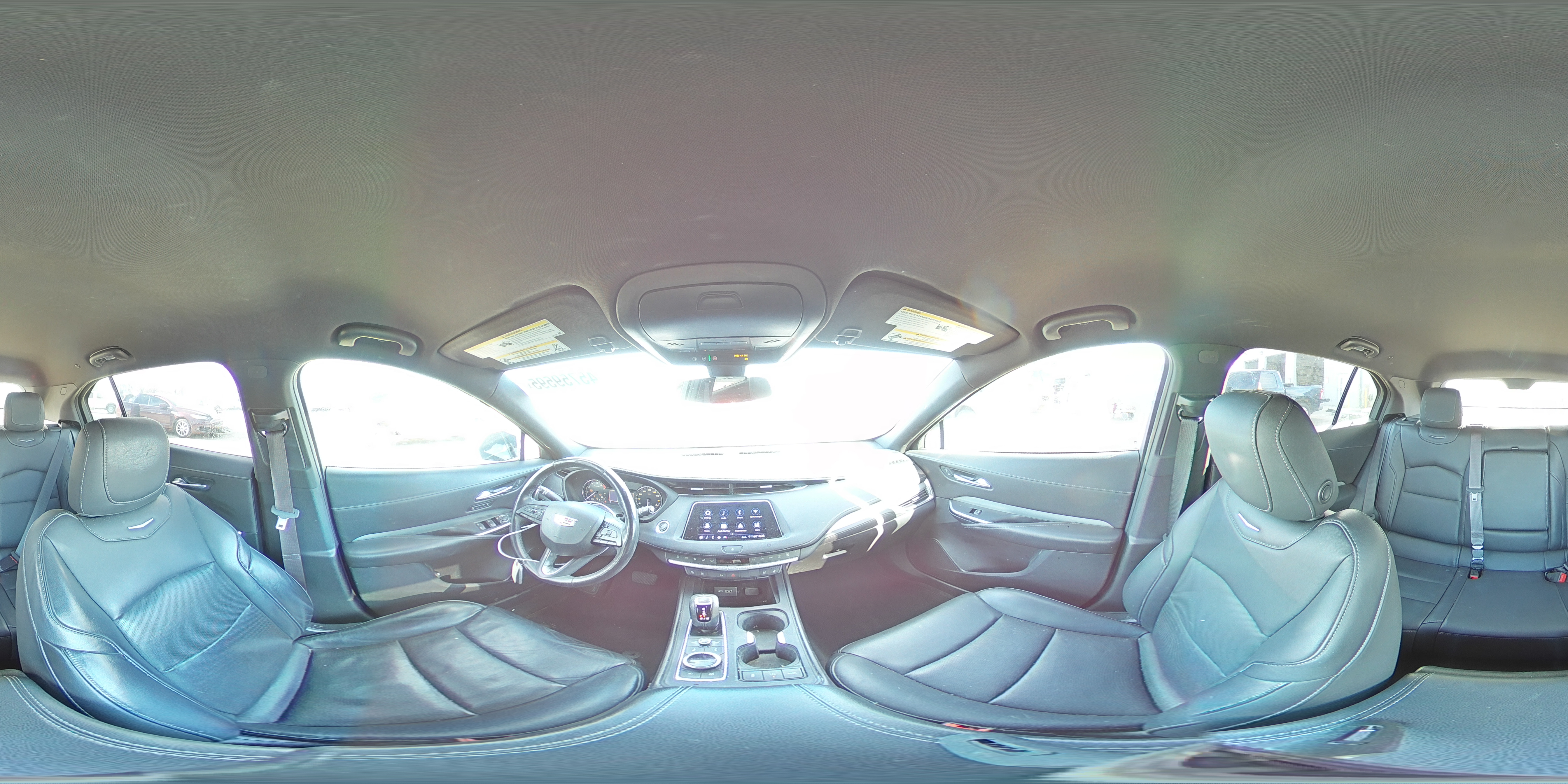 2019 Cadillac XT4 - Image 15