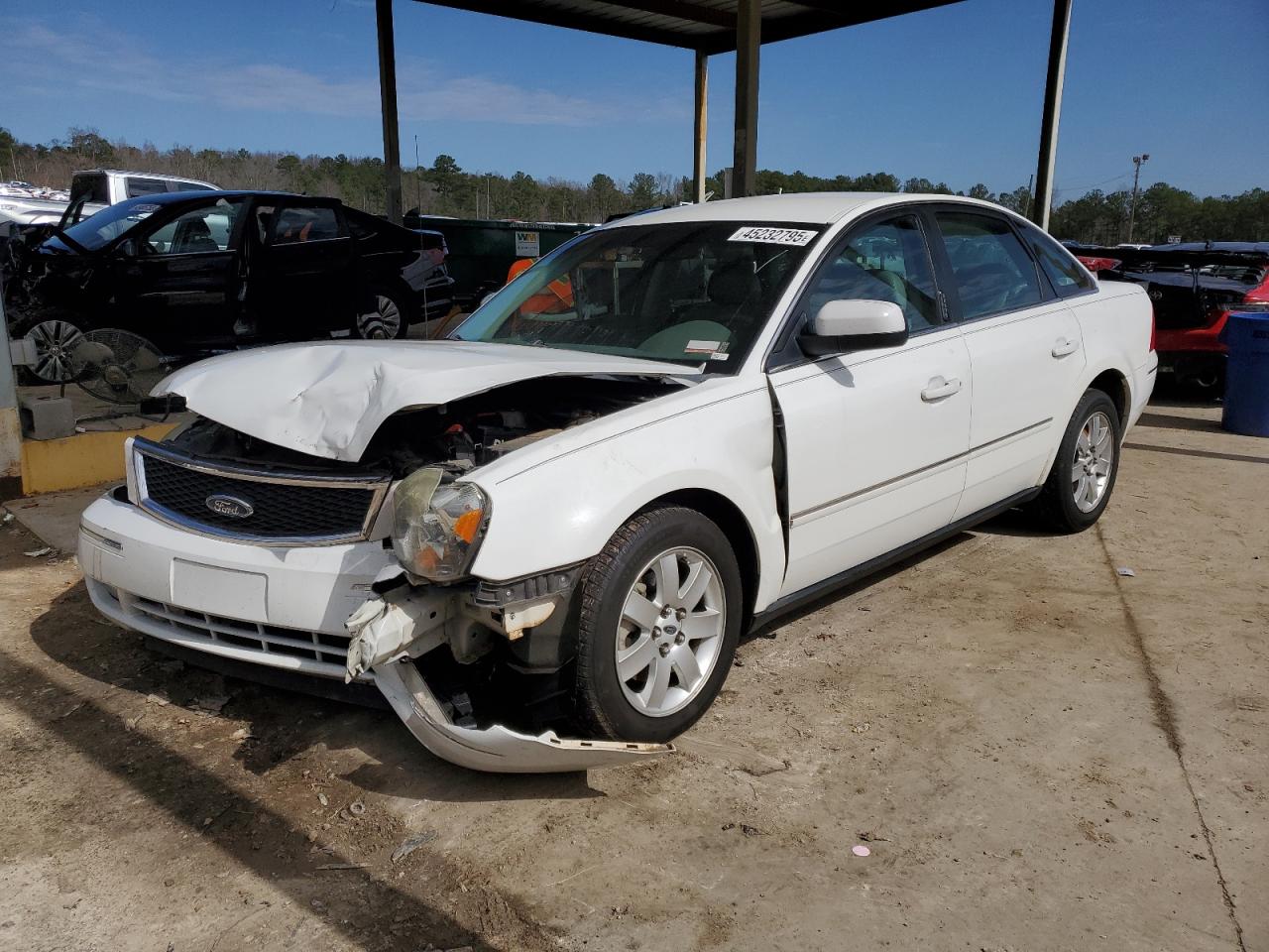 2006 Ford Five Hundred - Image 1