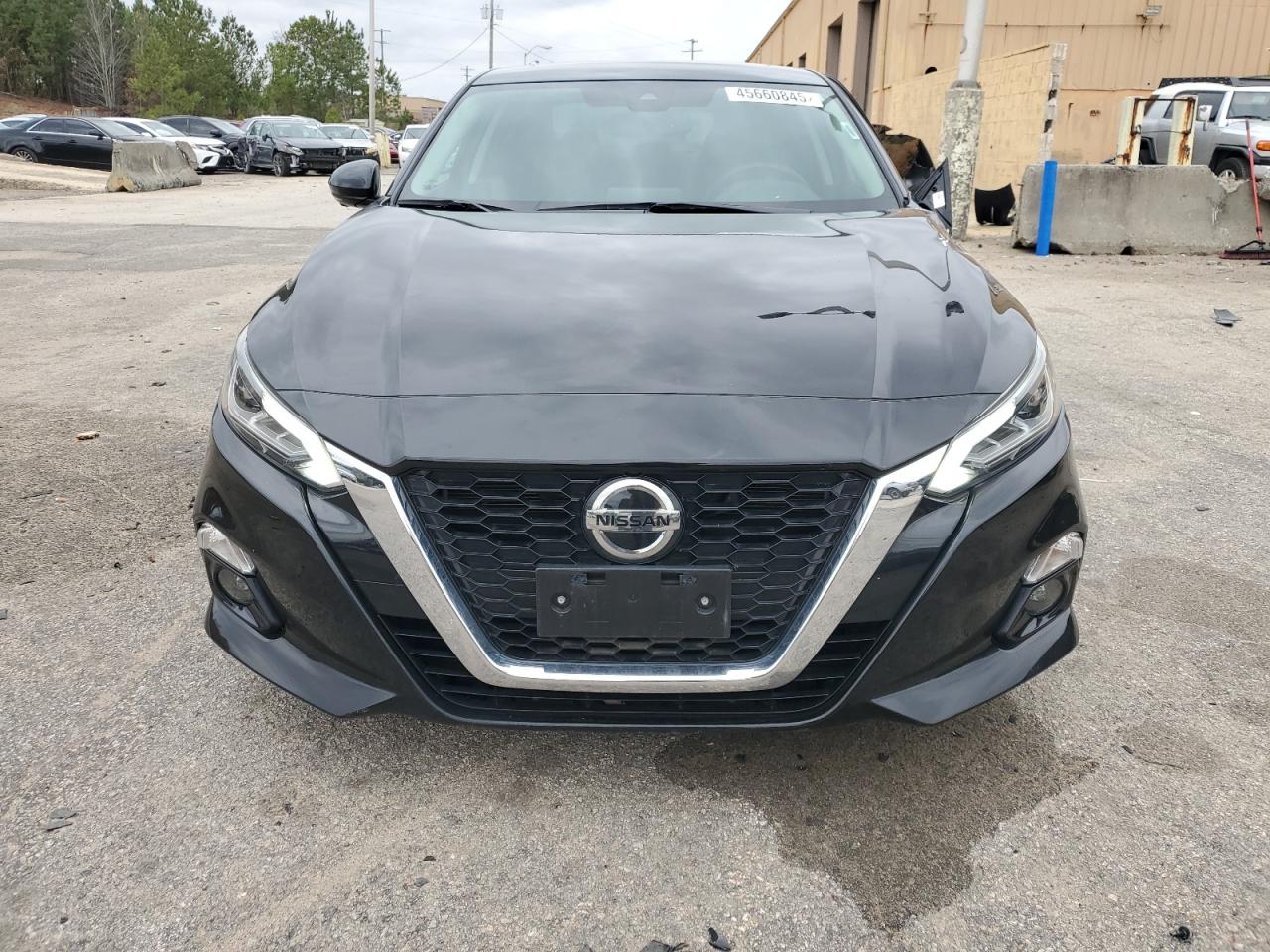2020 Nissan Altima - Image 5