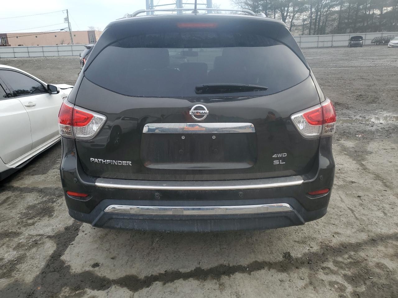 2015 Nissan Pathfinder - Image 6
