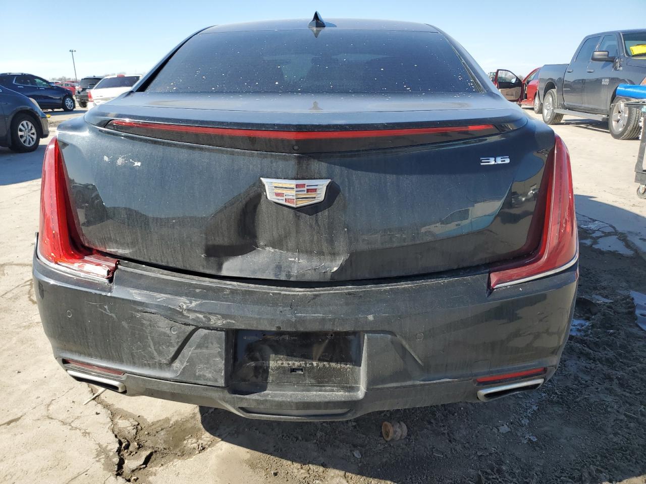 2019 Cadillac XTS - Image 6
