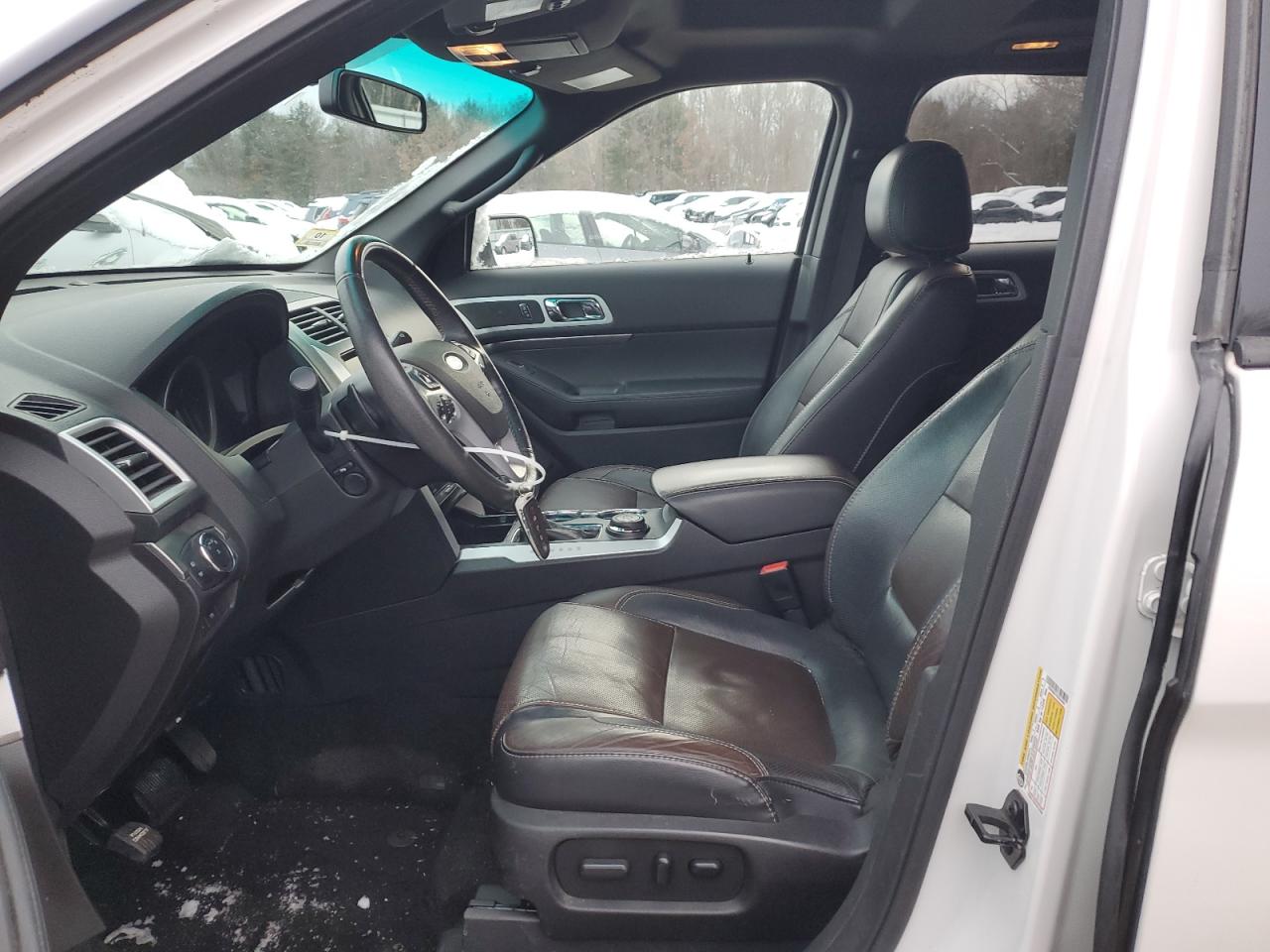 2015 Ford Explorer - Image 7