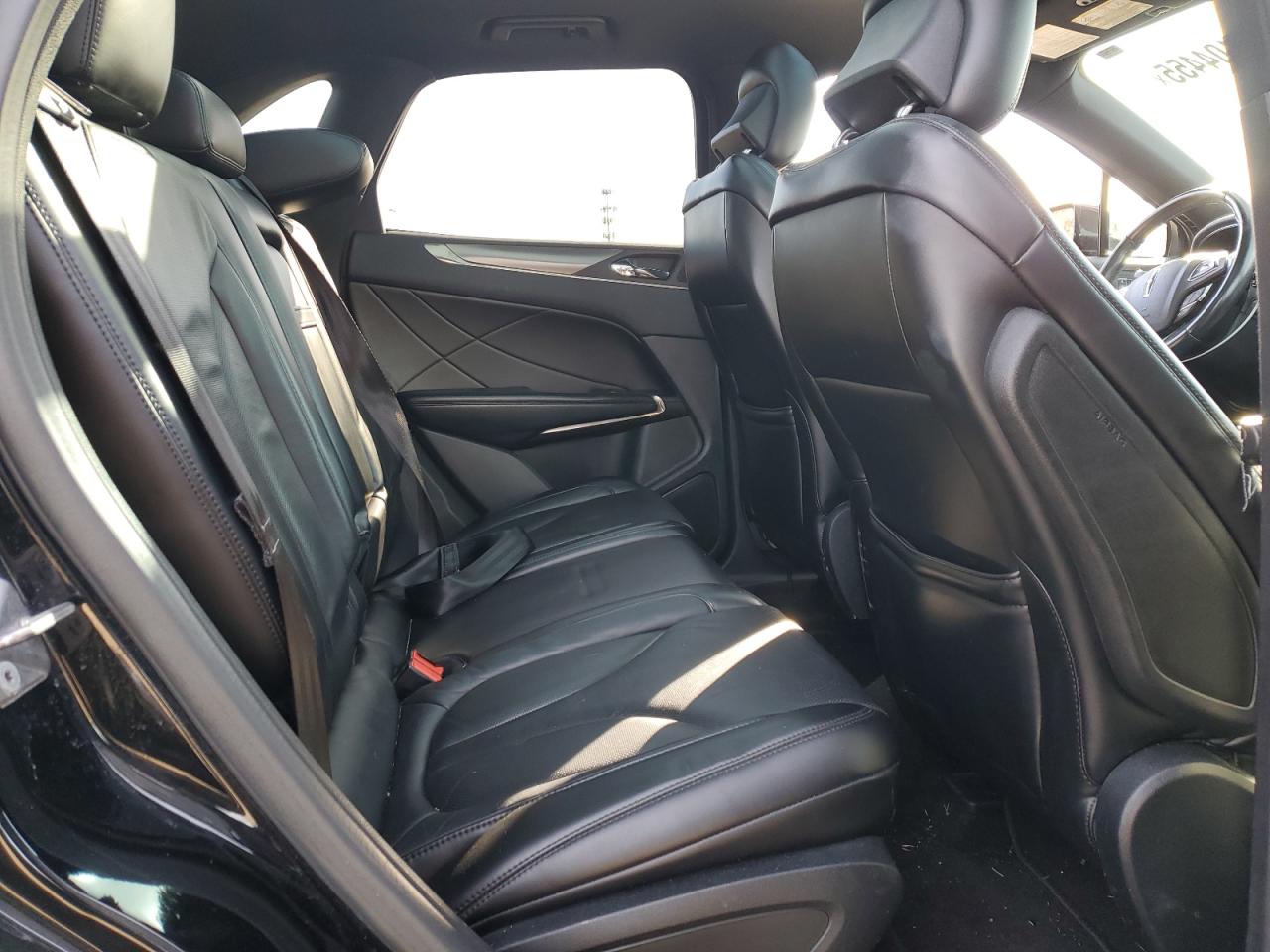 2017 Lincoln MKC - Image 10