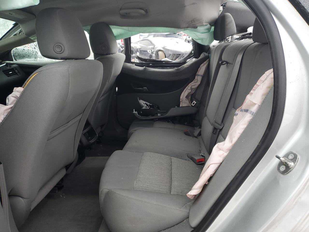 2015 Chevrolet Impala - Image 11