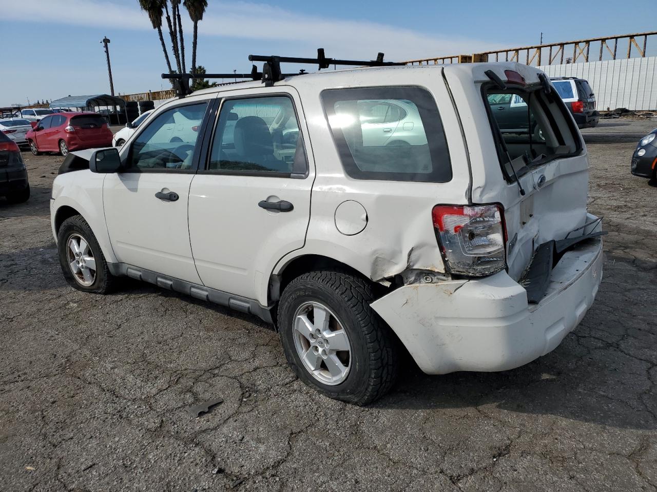 2010 Ford Escape - Image 2