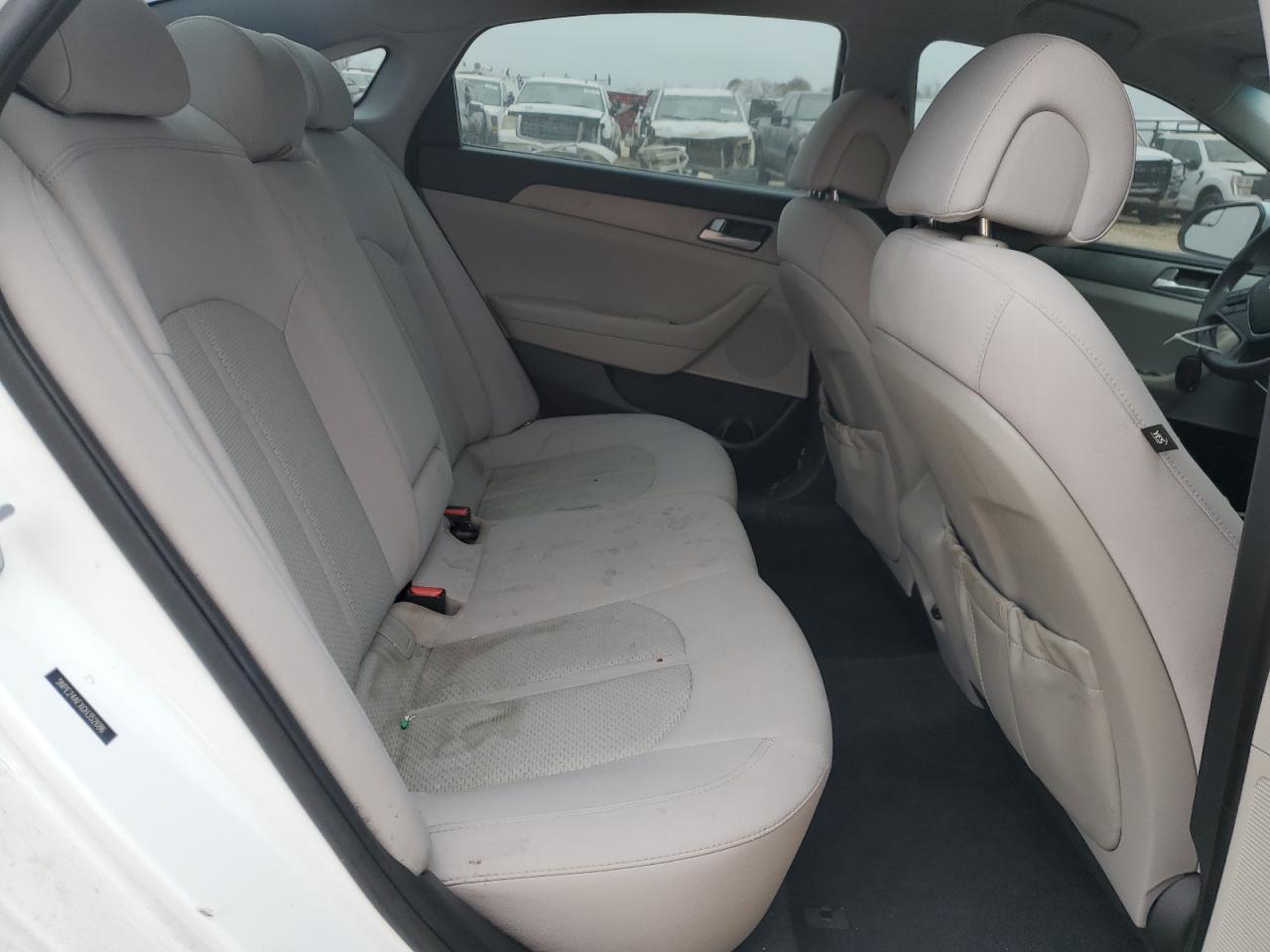 2016 Hyundai Sonata - Image 10