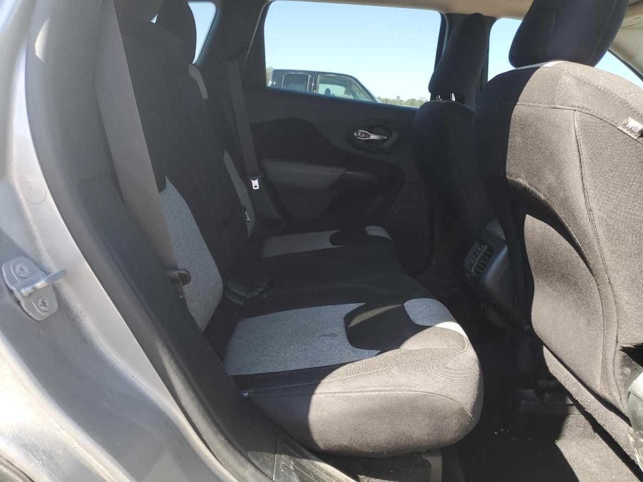 2014 Jeep Grand Cherokee - Image 12