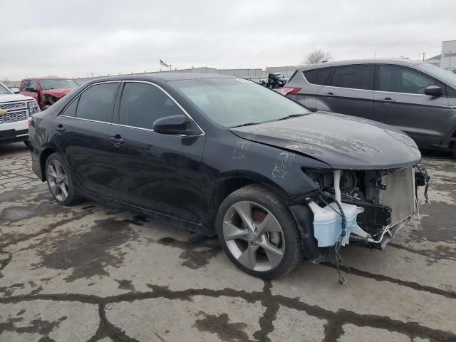Седани TOYOTA CAMRY 2014 Чорний