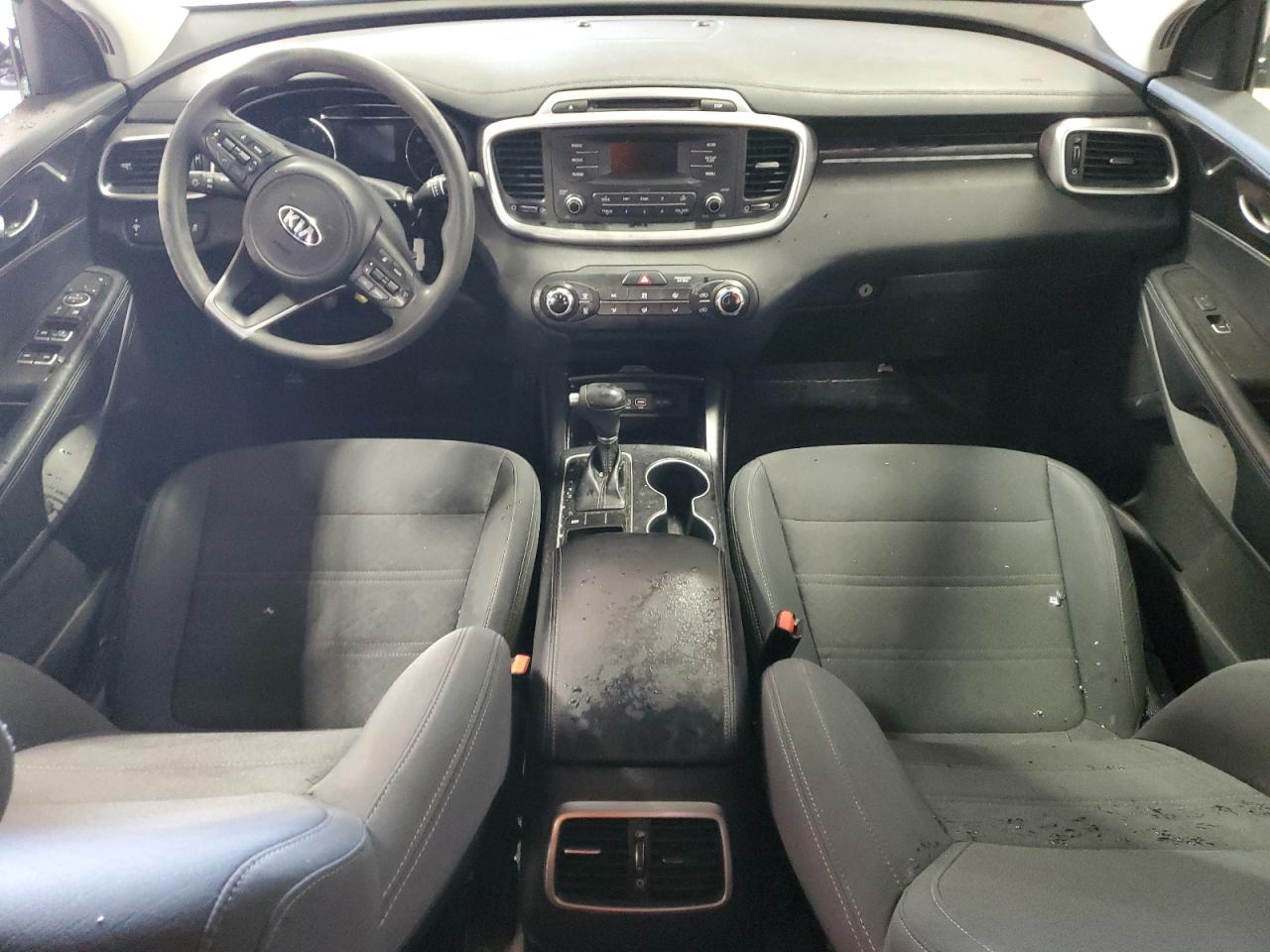 2016 Kia Sorento - Image 8