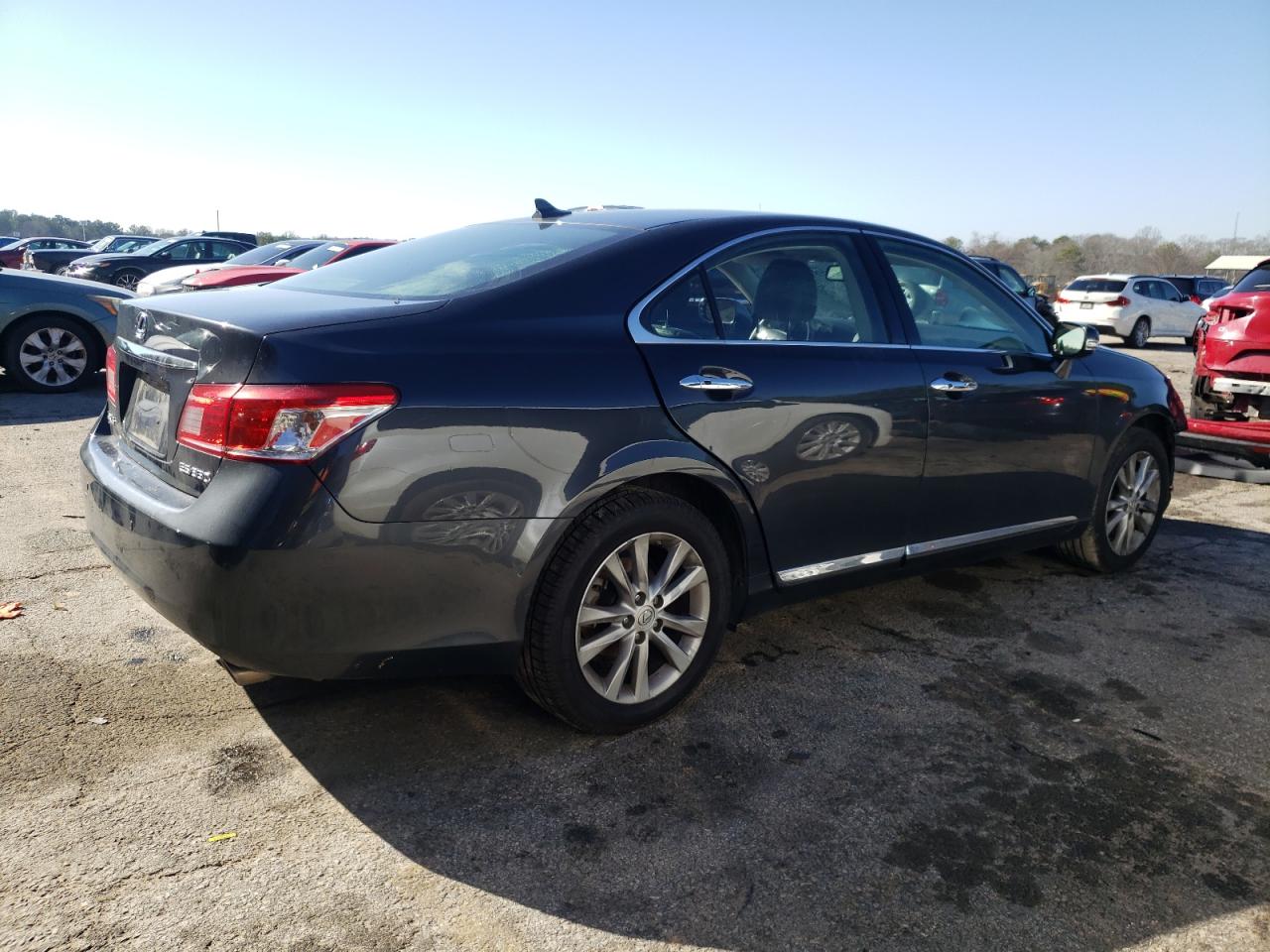 2010 Lexus ES - Image 3