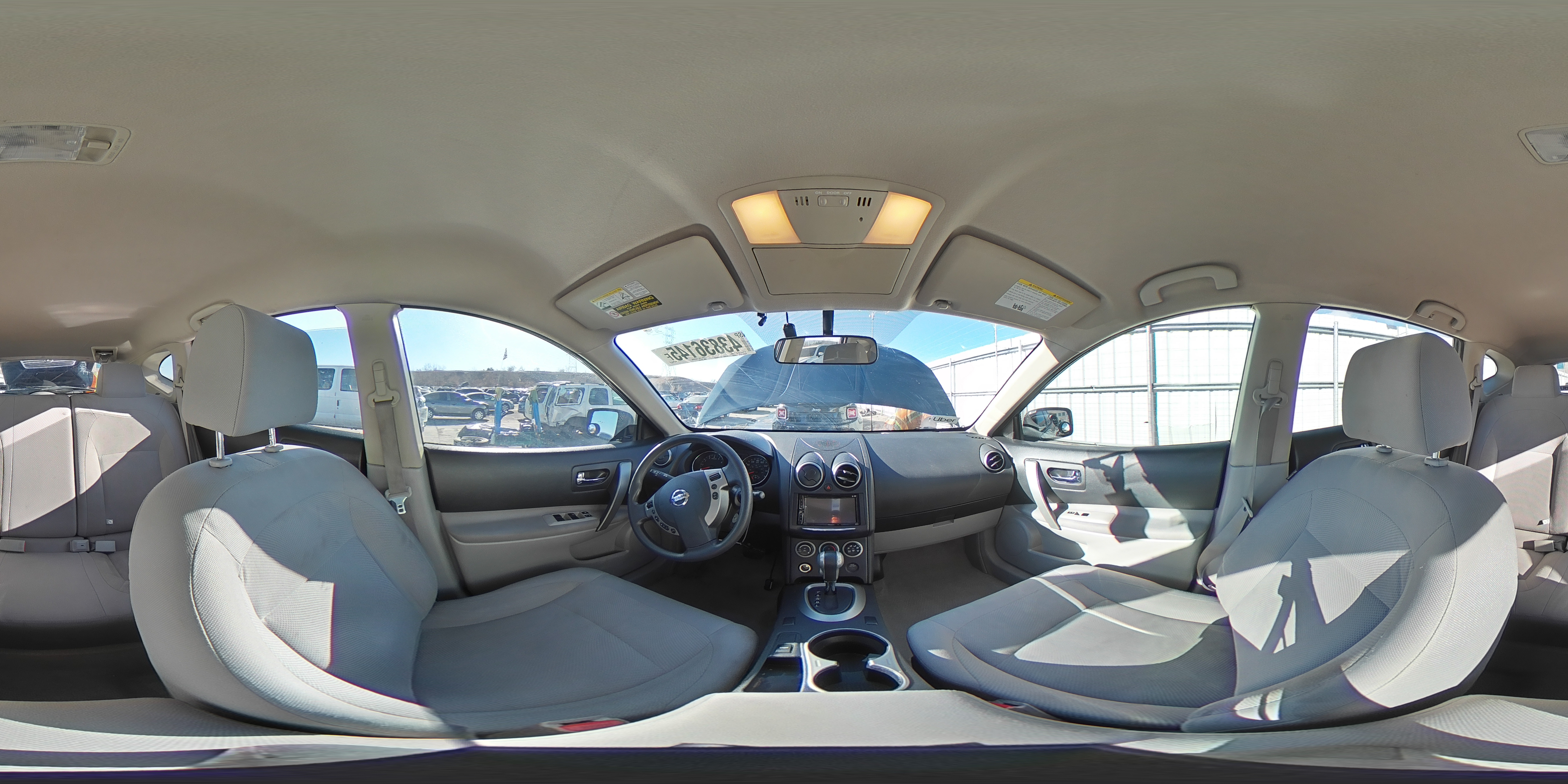 2015 Nissan Rogue - Image 16