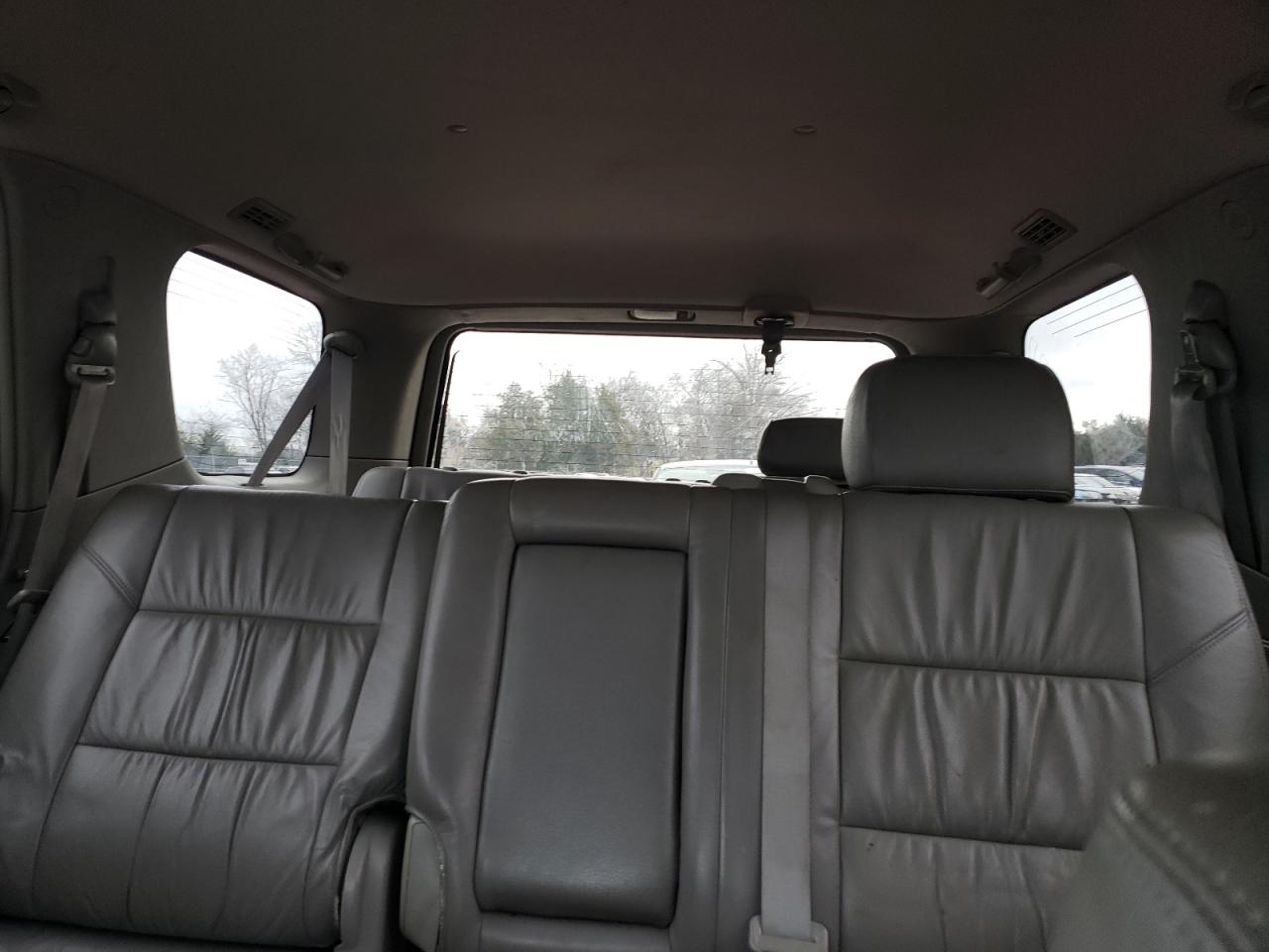 2007 Toyota Sequoia - Image 10