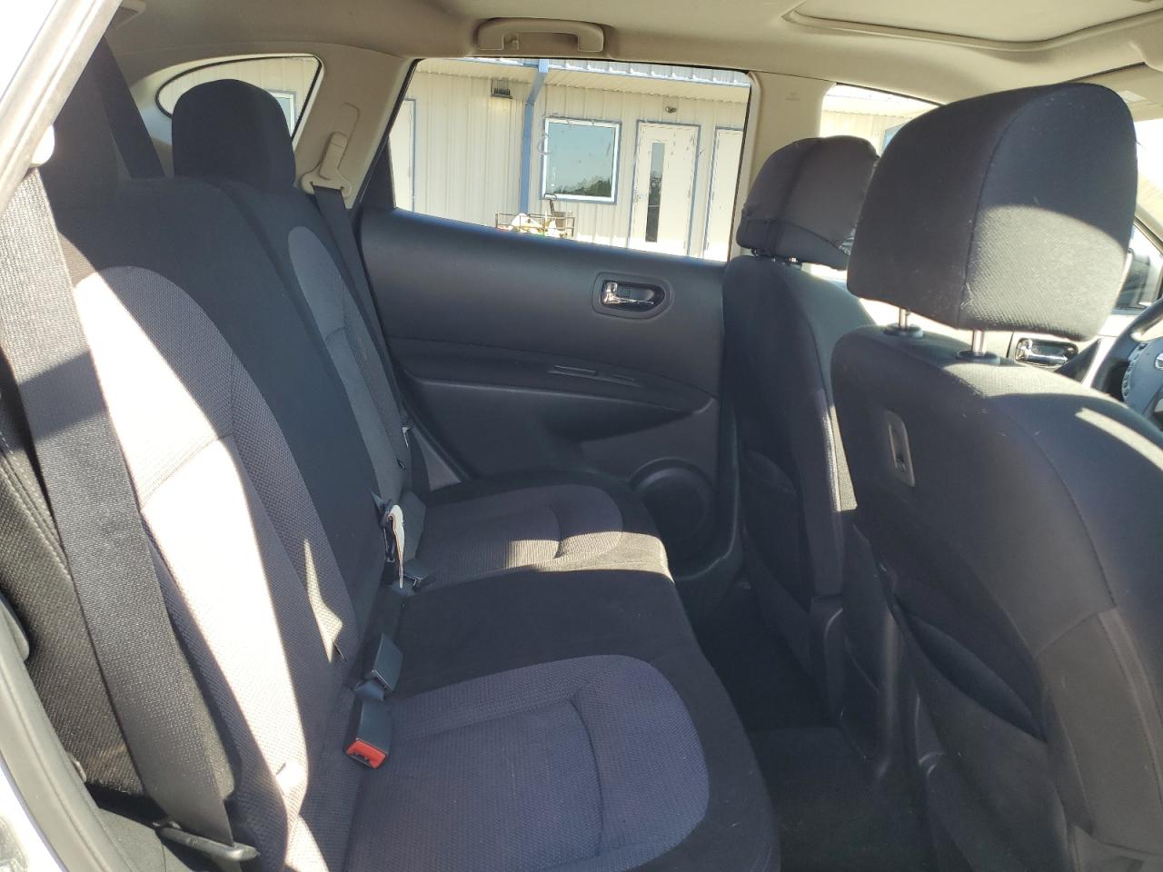 2013 Nissan Rogue - Image 12