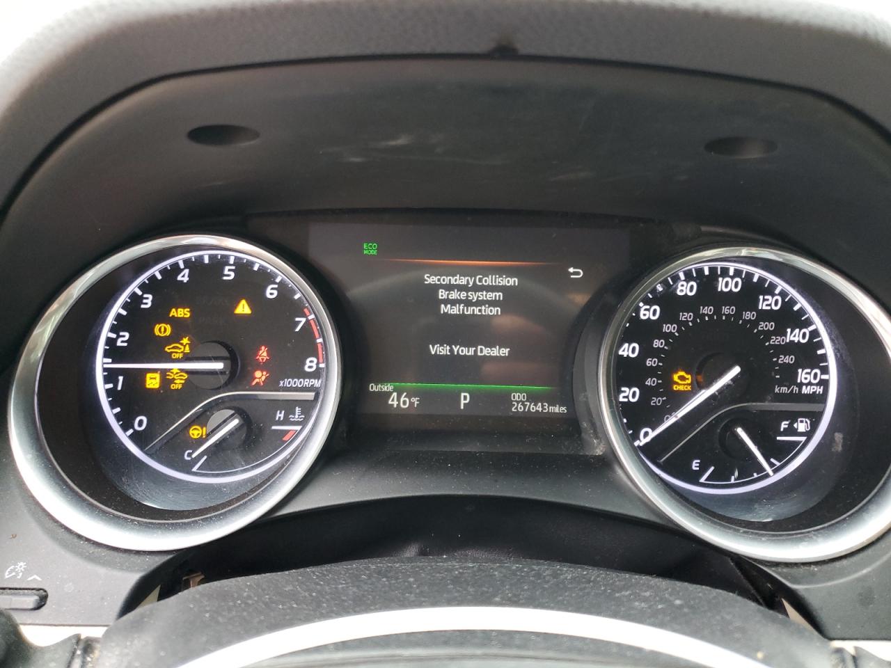 2018 Toyota Camry - Image 9