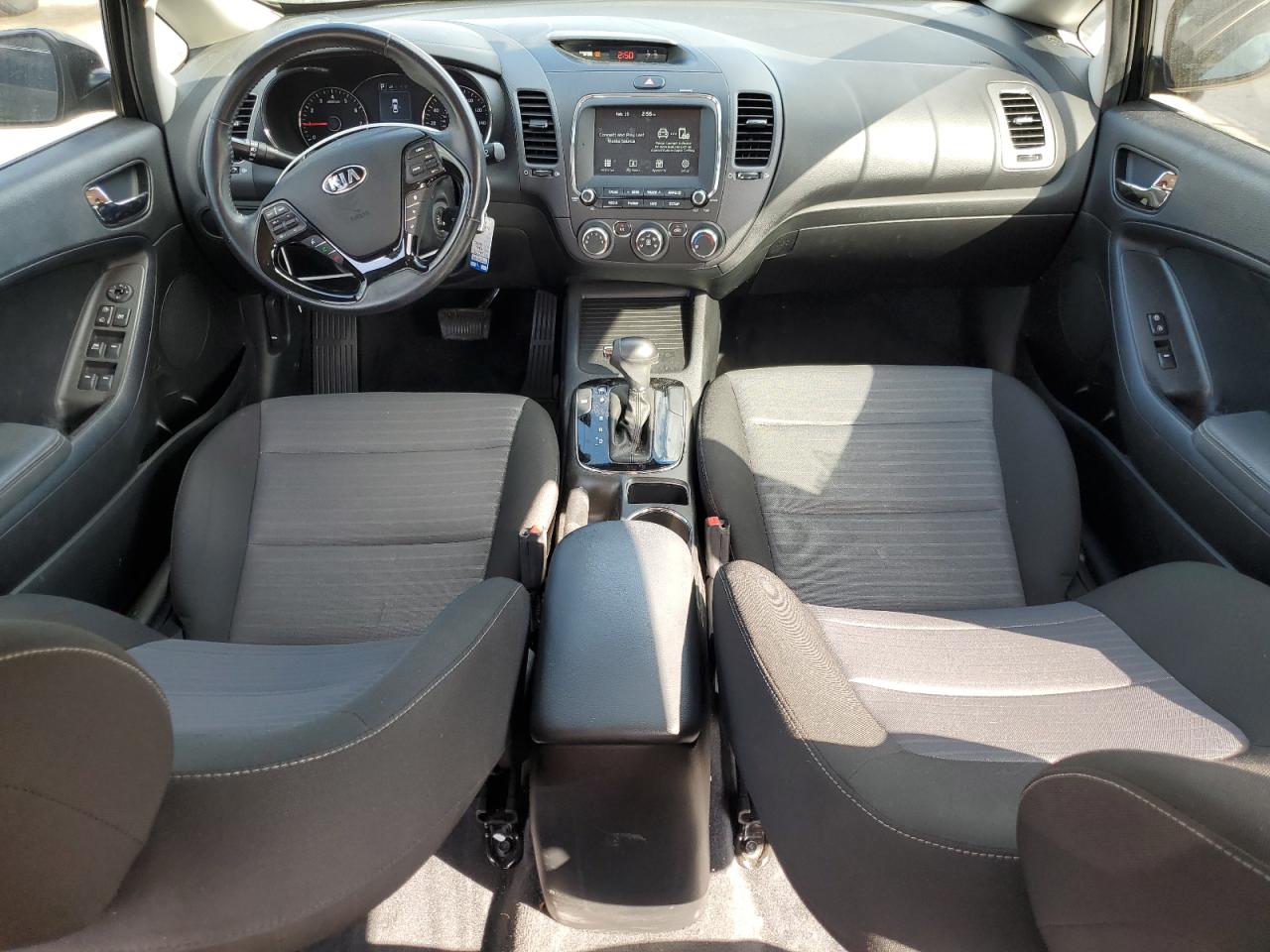 2018 Kia Forte - Image 8