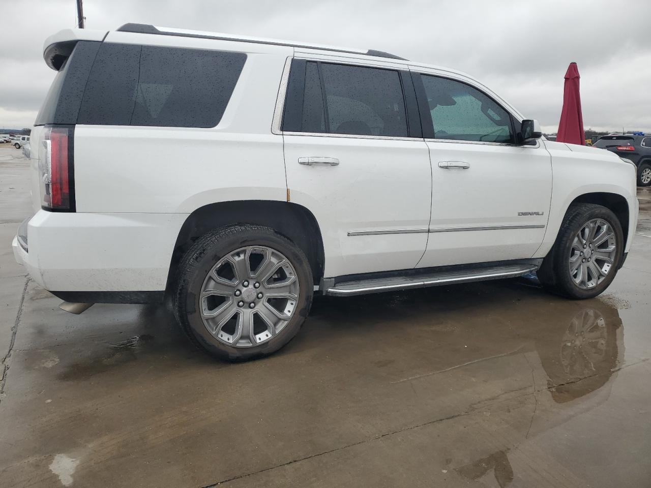 2015 GMC Yukon - Image 3