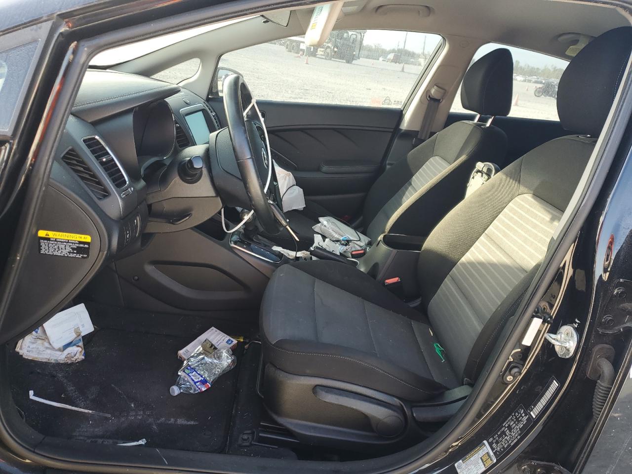 2018 Kia Forte - Image 7