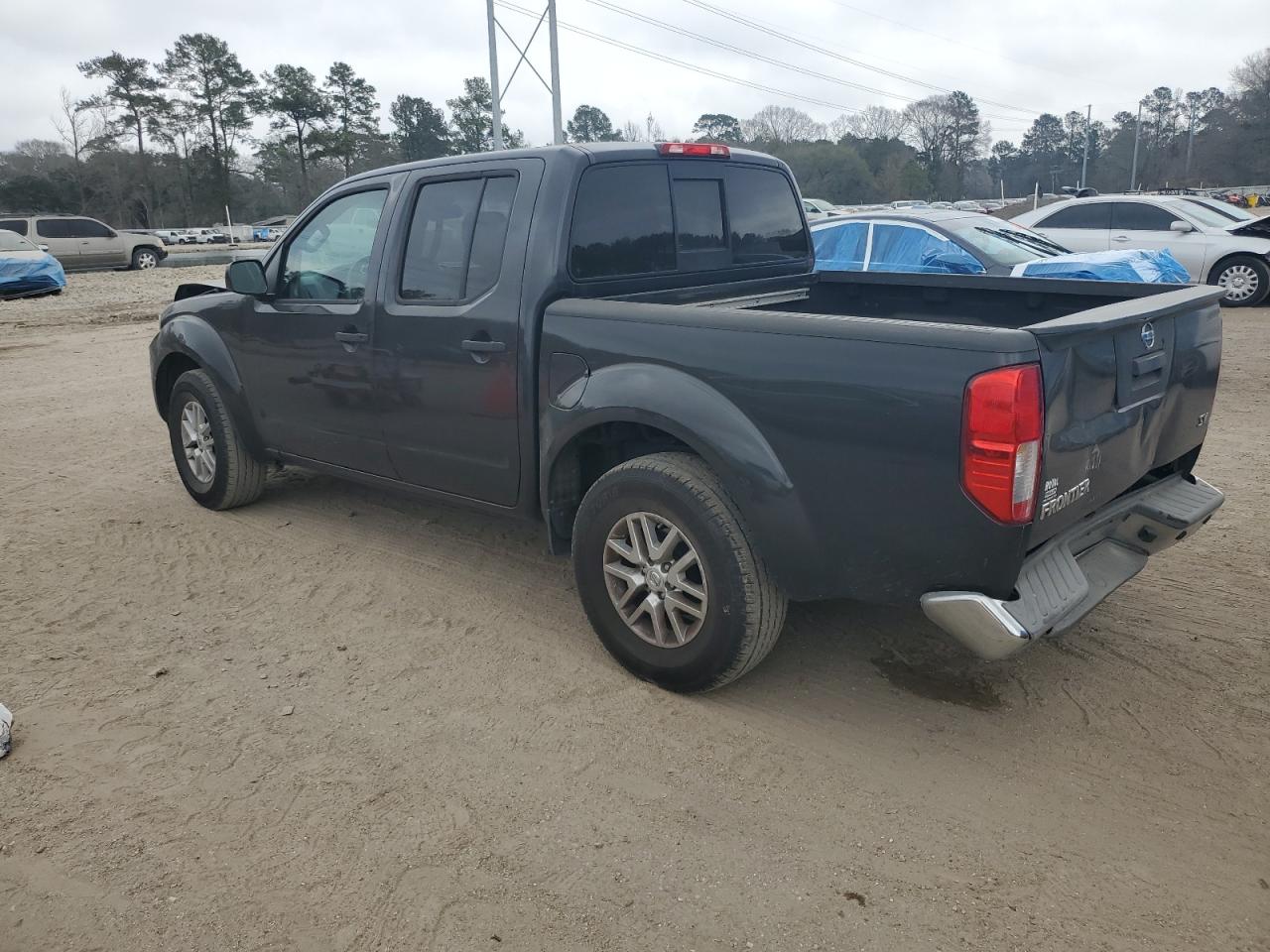 2015 Nissan Navara (Frontier) - Image 2