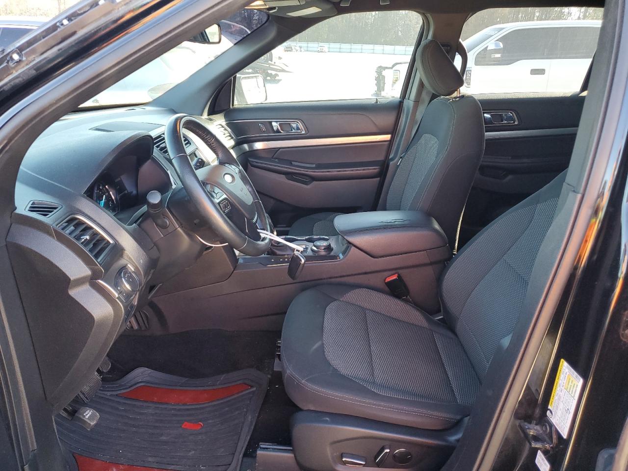 2018 Ford Explorer - Image 7