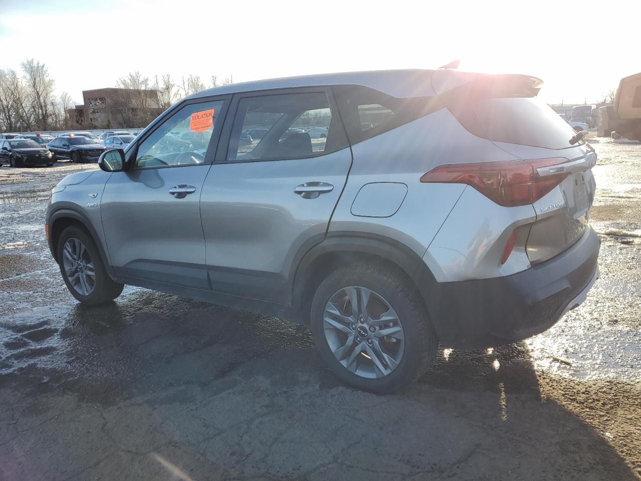 2022 Kia Seltos - Image 2
