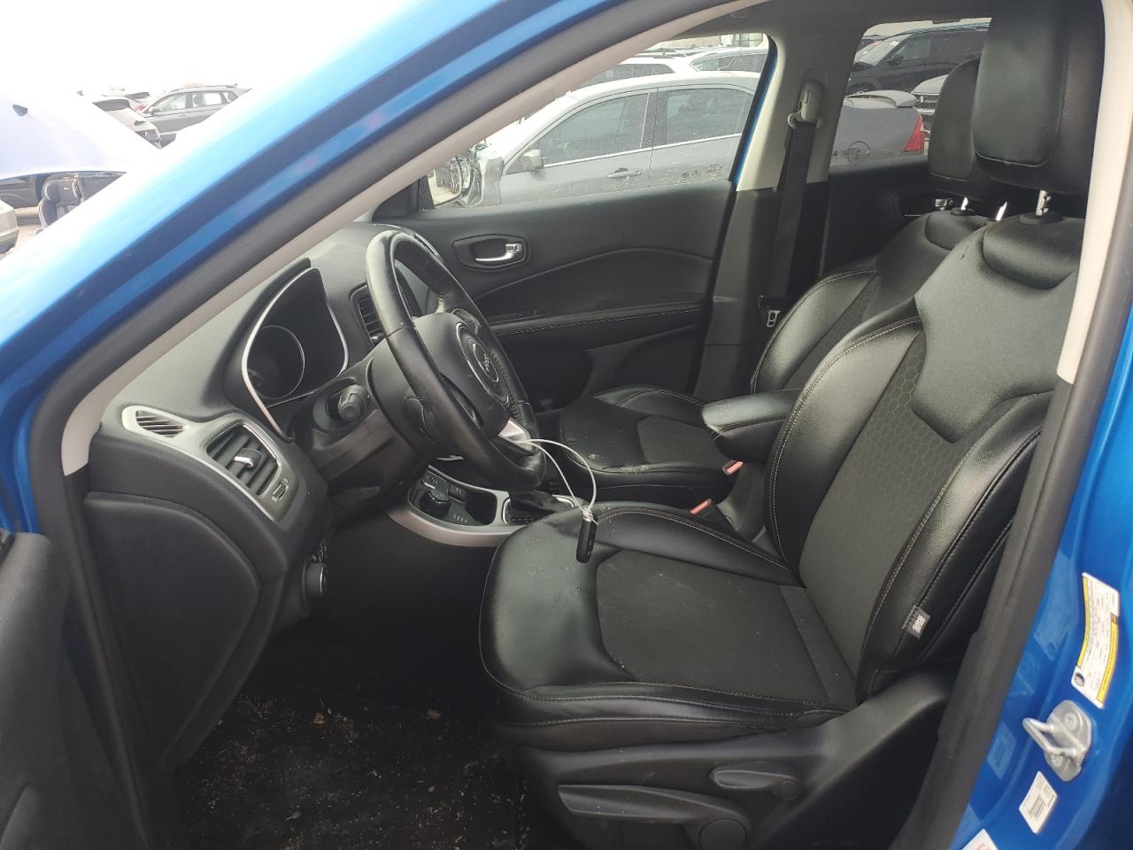 2018 Jeep Compass Latitude VIN: 3C4NJDBB0JT403313 Lot: 46607875