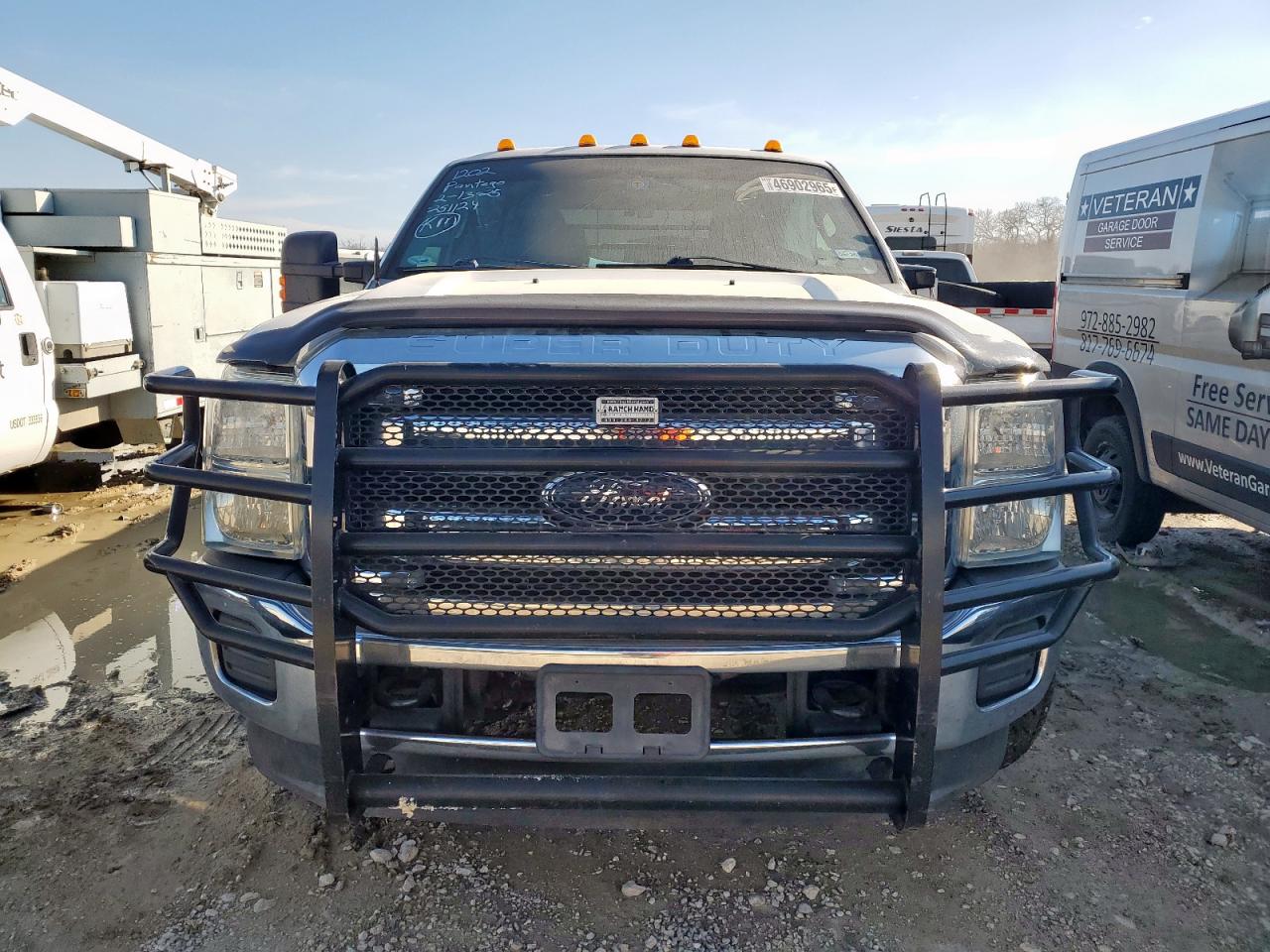 2011 Ford F350 - Image 5