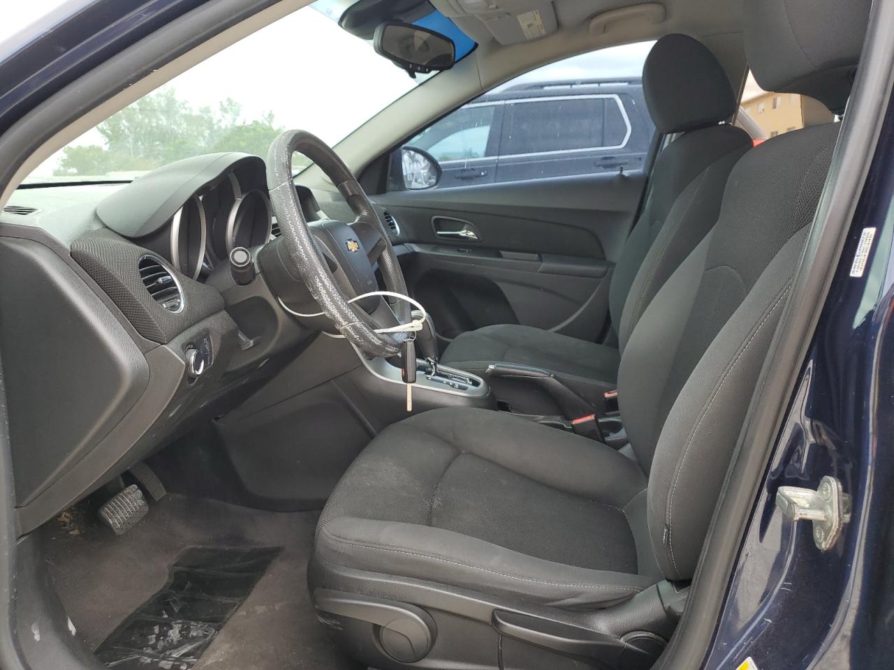 2011 Chevrolet Cruze - Image 8