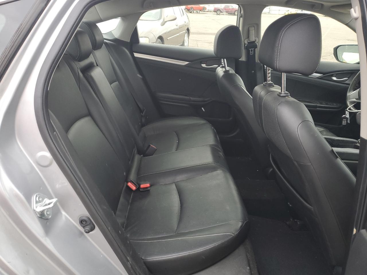 2018 Honda Civic - Image 10