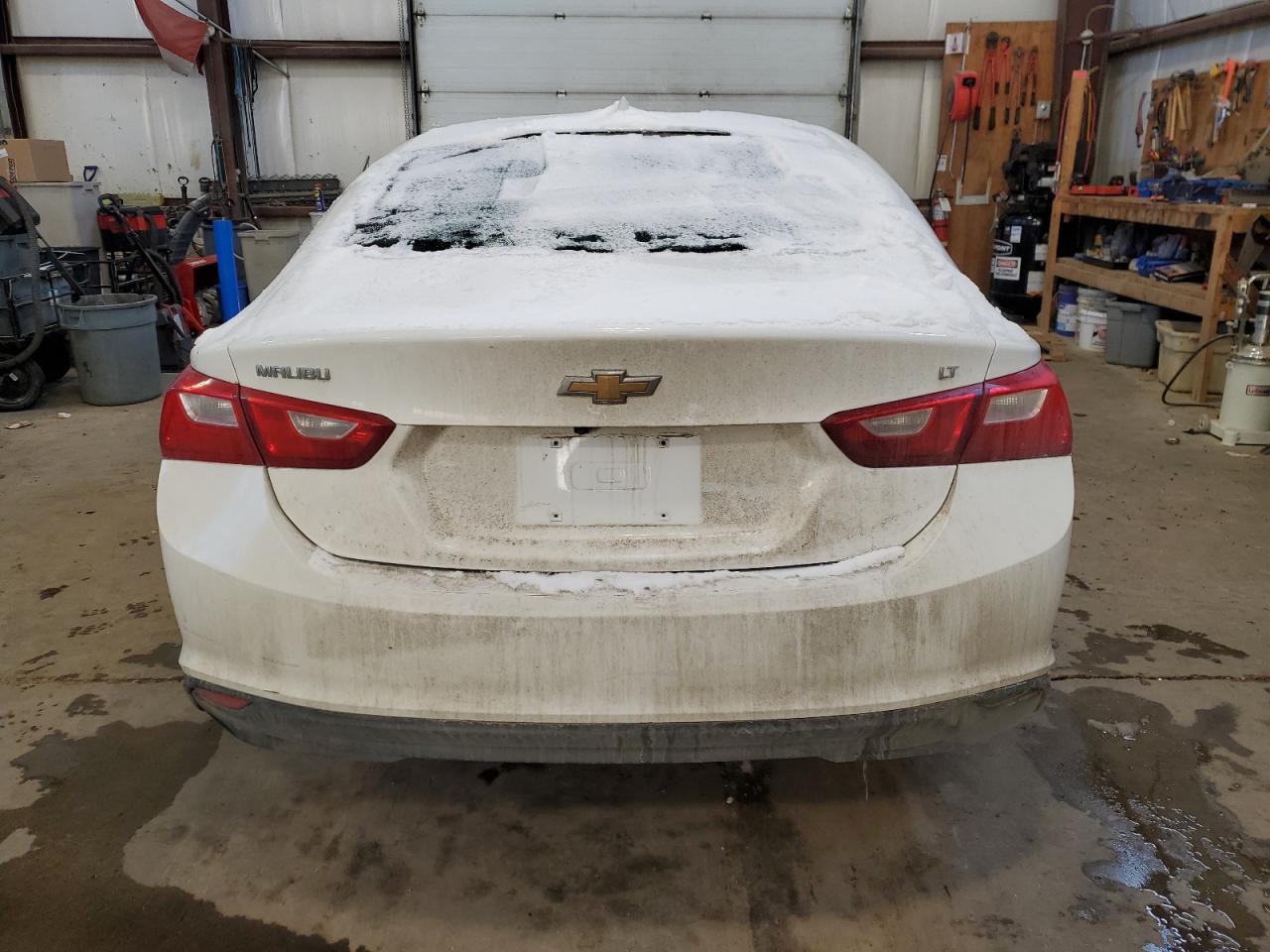 2016 Chevrolet Malibu - Image 6