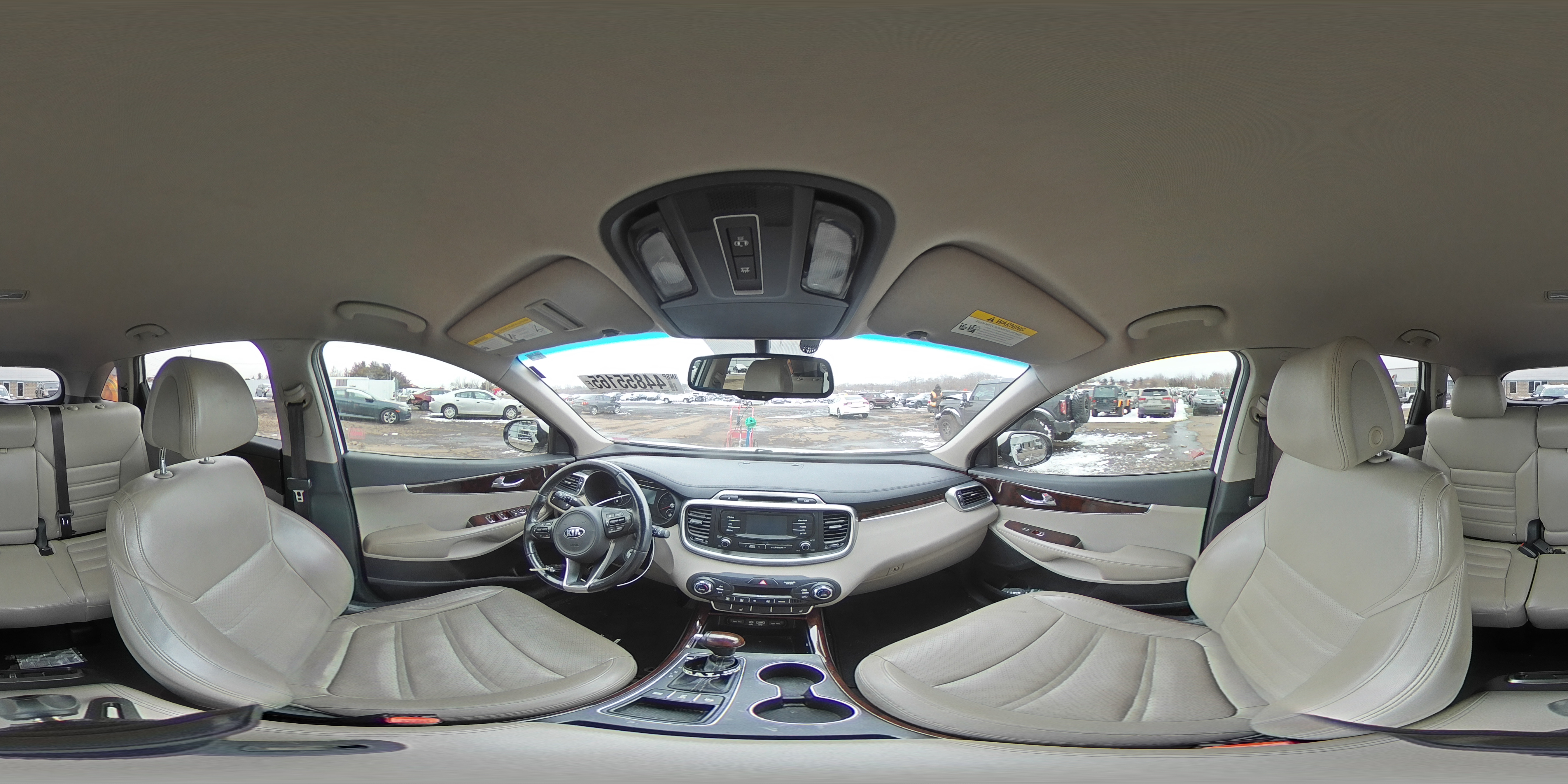 2016 Kia Sorento - Image 13