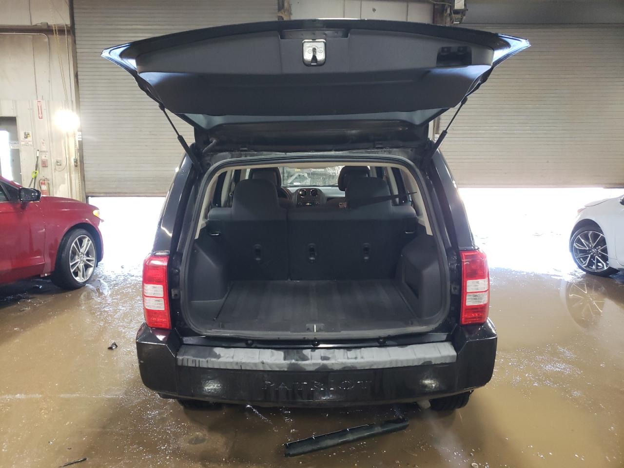2010 Jeep Liberty (Patriot) - Image 6