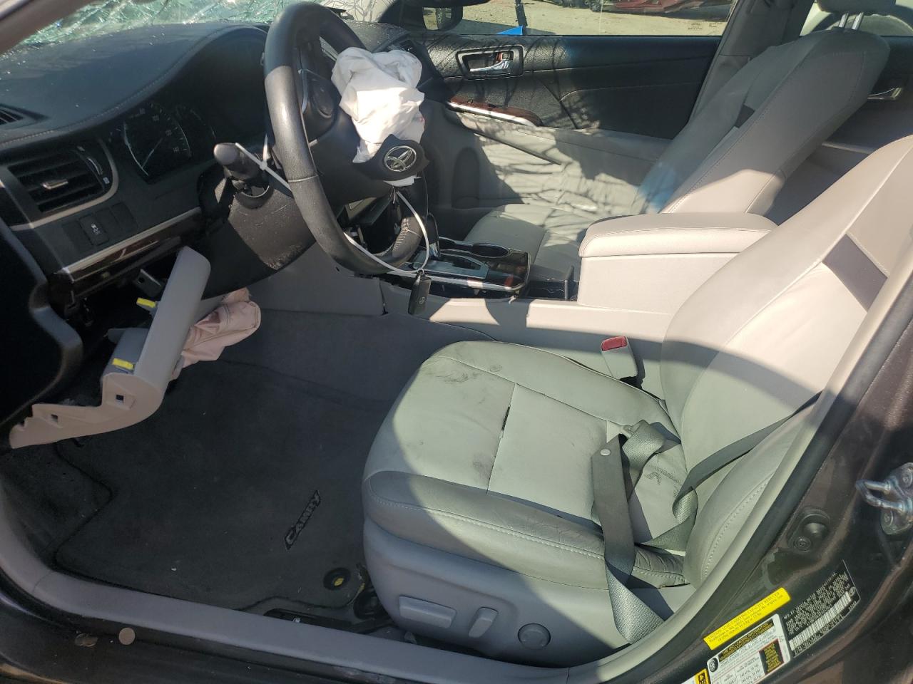 2014 Toyota Camry - Image 7