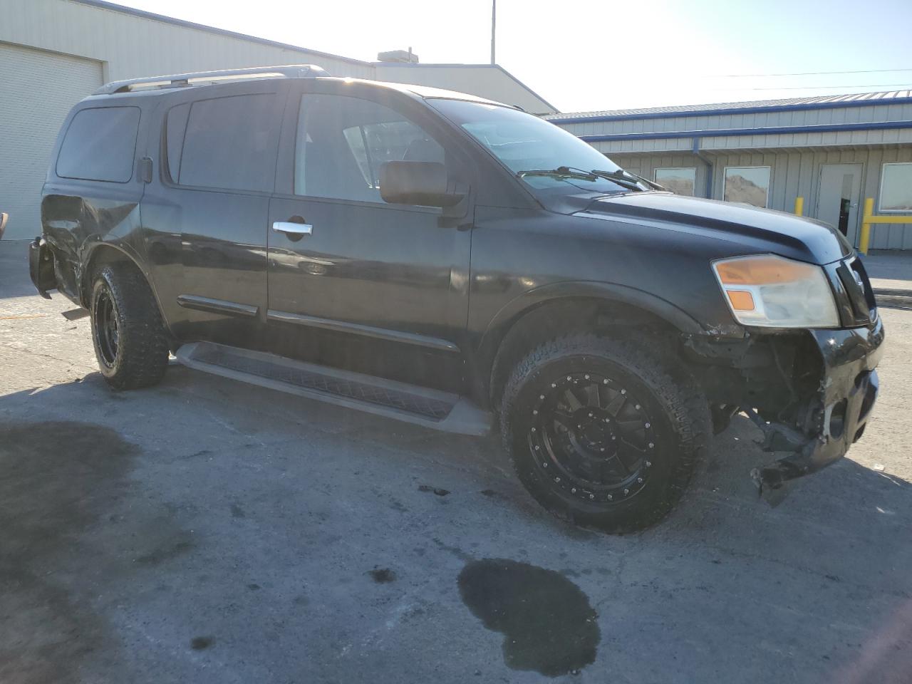 2015 Nissan Armada - Image 4