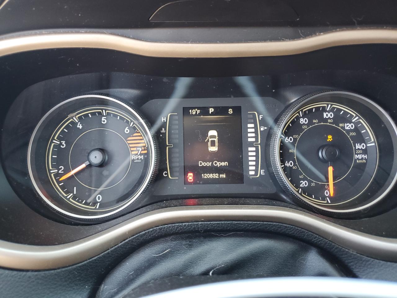 2016 Jeep Grand Cherokee - Image 9